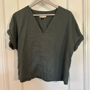 Universal Thread Green Boxy Blouse with Cuffed Sleeves